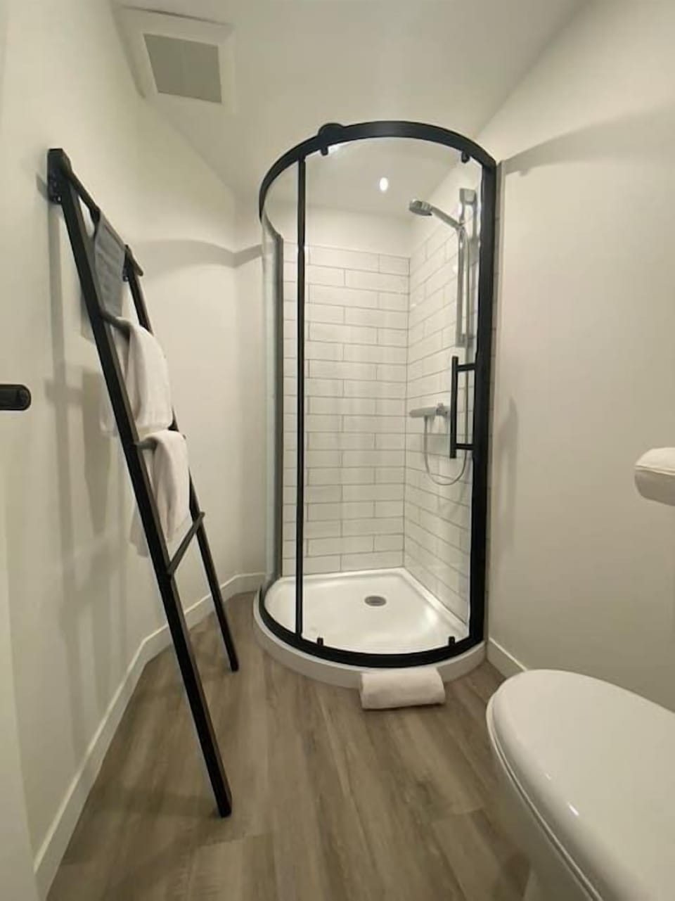 Each dome has a full bathroom with a ceramic shower. (2)