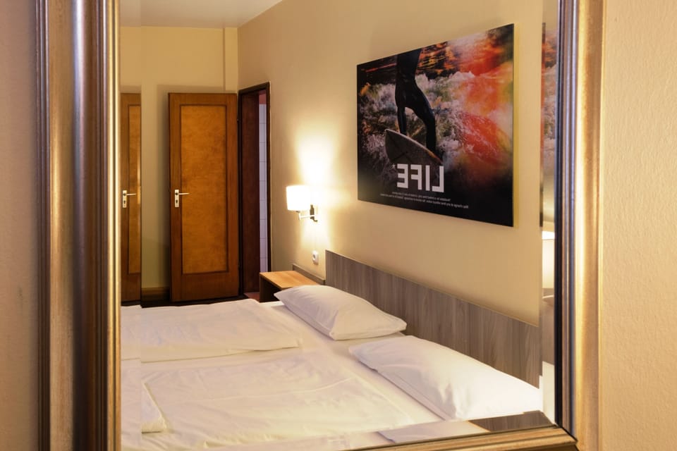 In-room safe, iron/ironing board, free WiFi, bed sheets