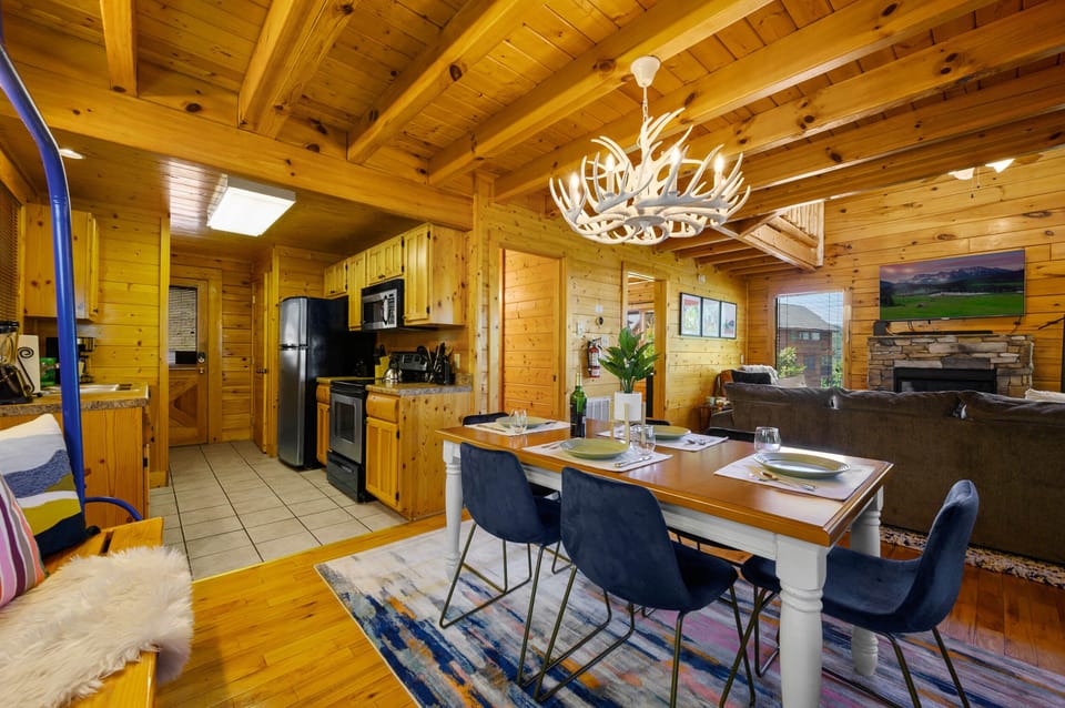 Sweet Retreat has a full kitchen with tall your cooking needs covered. 