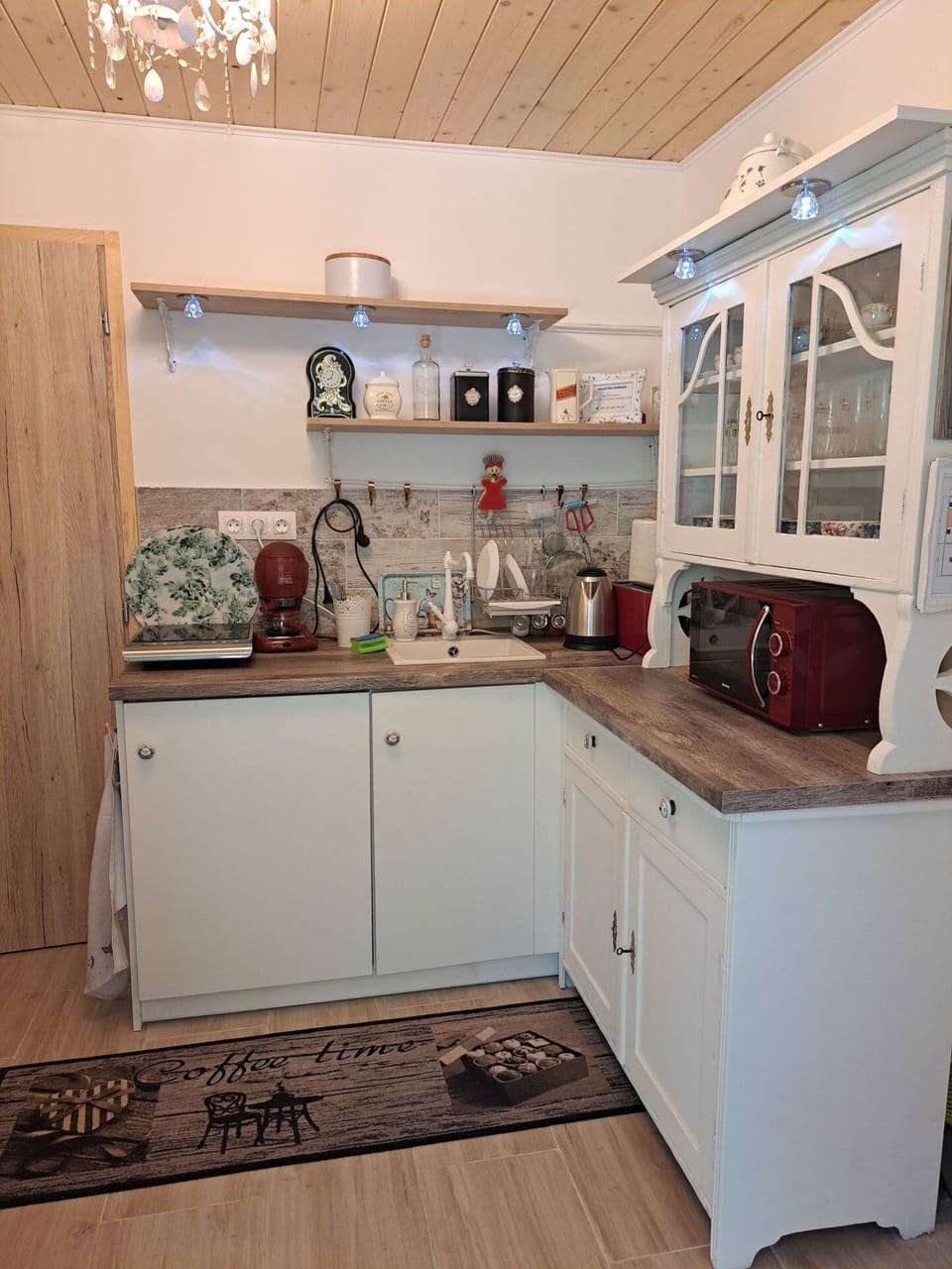 Building, Cabinetry, Wood, Interior Design, House, Floor, Flooring, Door, Material Property, Hardwood