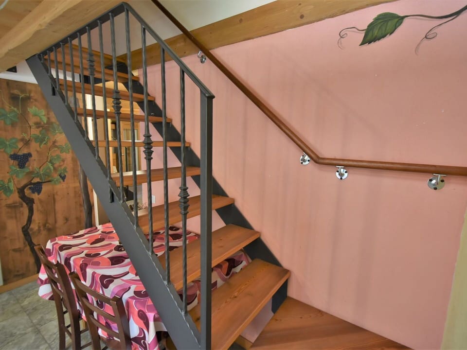 Stairs, Wood, Interior Design, Architecture, Floor, Building, Flooring, Hardwood, House, Ceiling