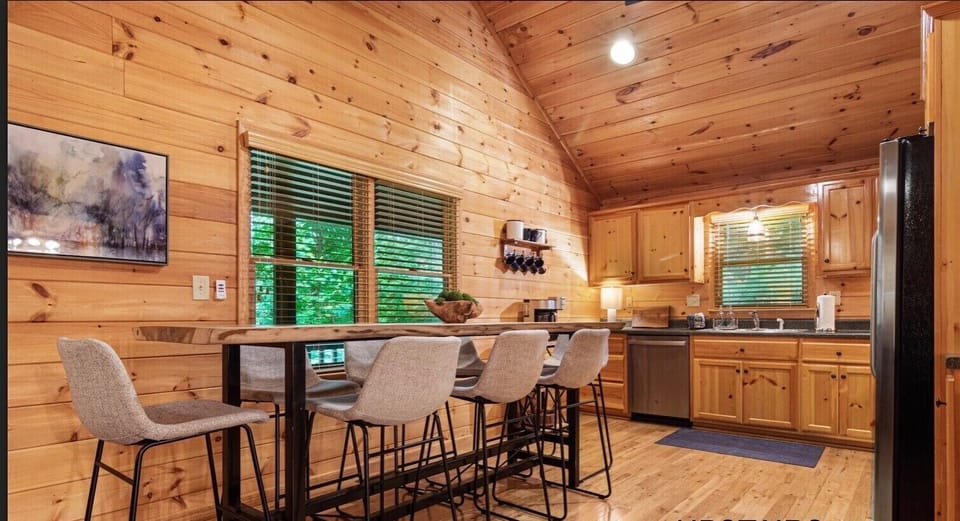 A great sized kitchen for making those memorable meals together. 