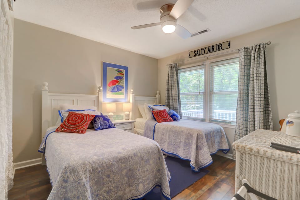 2 Twins bedroom