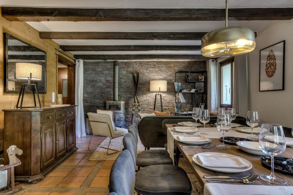 Living-dining room