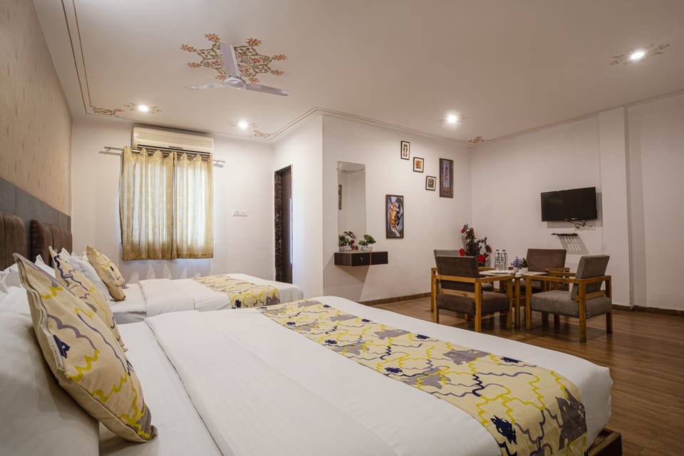Superior Double Room Single Use | Free WiFi
