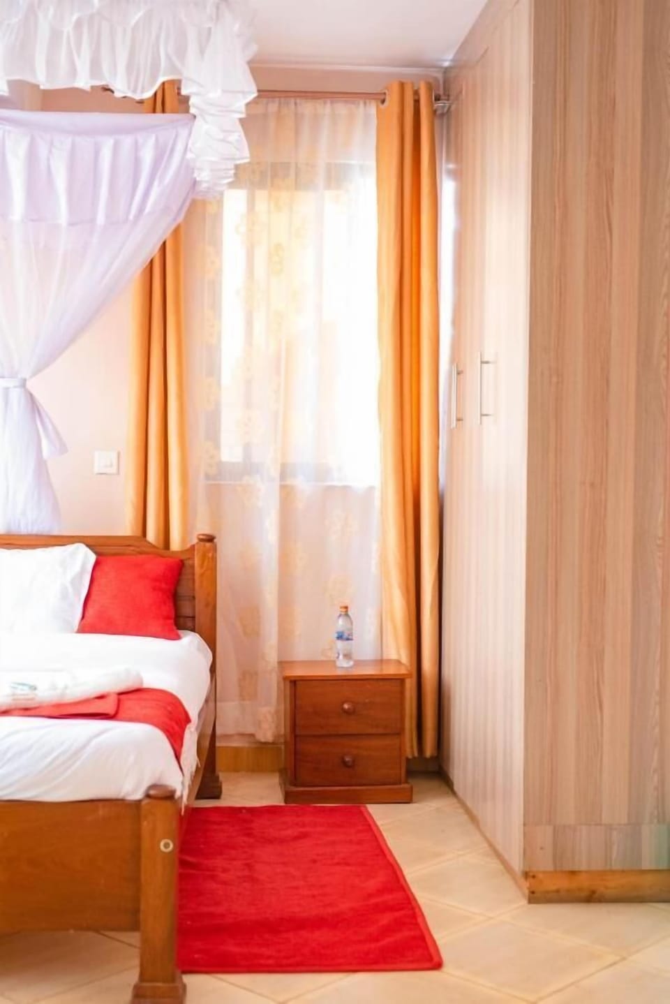 Standard Room | Blackout drapes, iron/ironing board, free WiFi, bed sheets