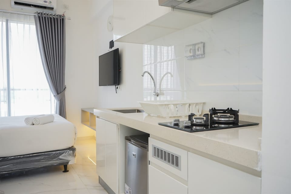 Apartment | Living area | TV