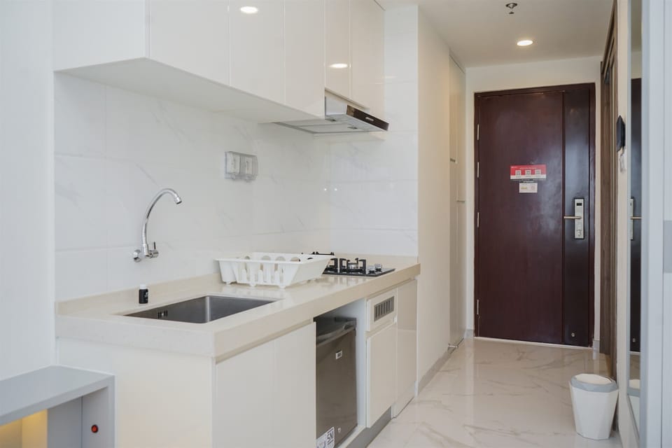 Apartment | Living area | TV