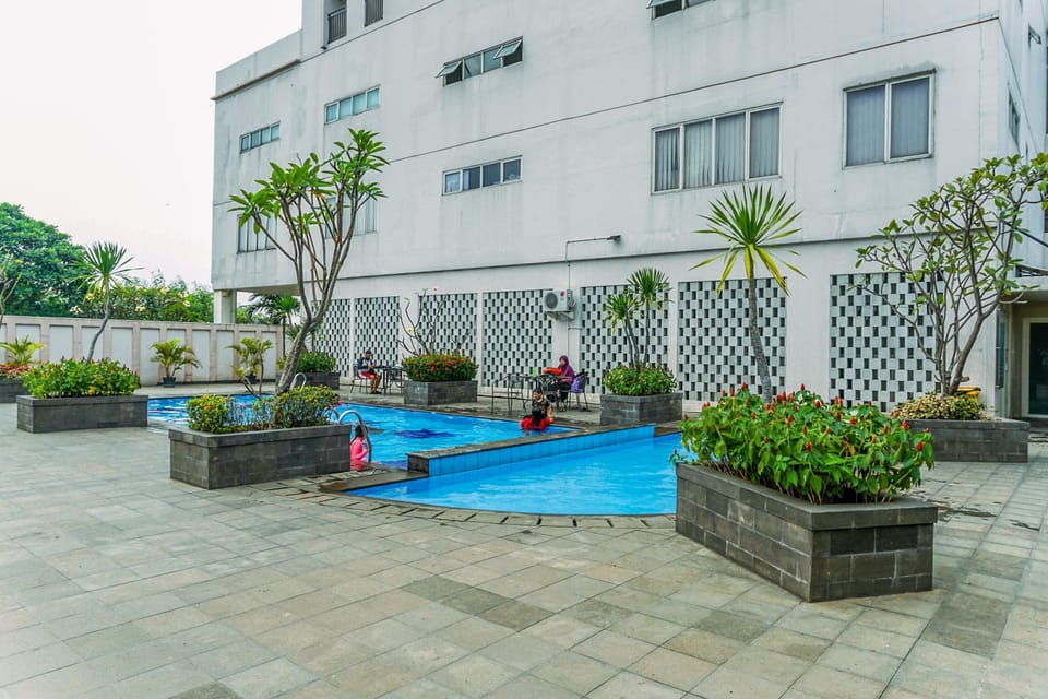 Outdoor pool