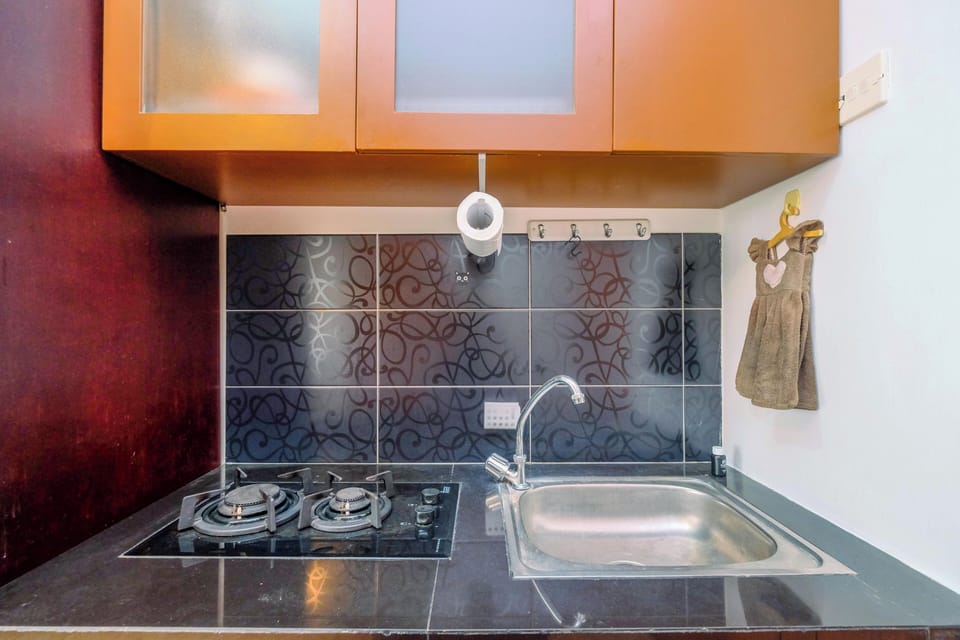 Standard Apartment | Private kitchen | Fridge, microwave, stovetop, rice cooker