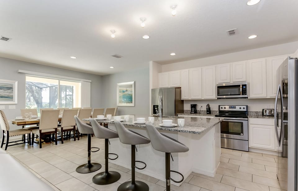 House, Multiple Bedrooms | Private kitchen | Coffee/tea maker, fridge, toaster