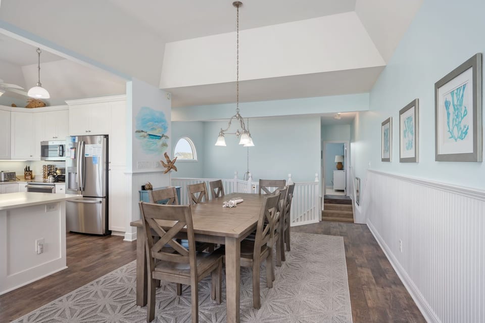 SP8B: Sea Pointe 8B | TL Dining Area- Seating for 8
