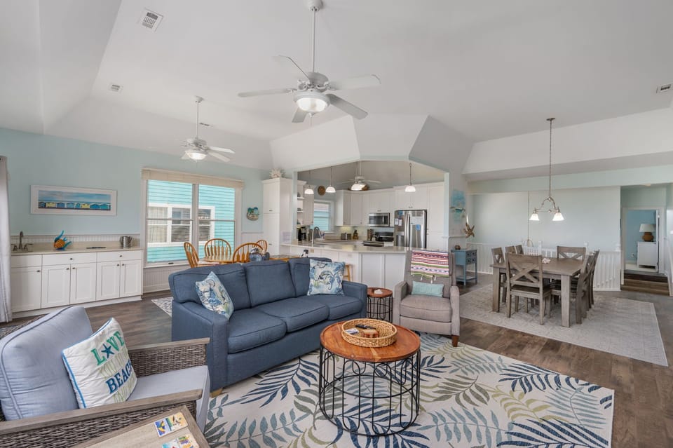 SP8B: Sea Pointe 8B | TL Breakfast Nook - Deck Access