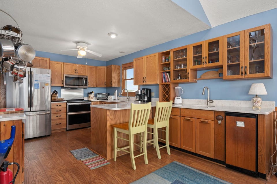 DK390: Tidy Duck | TL Kitchen Area