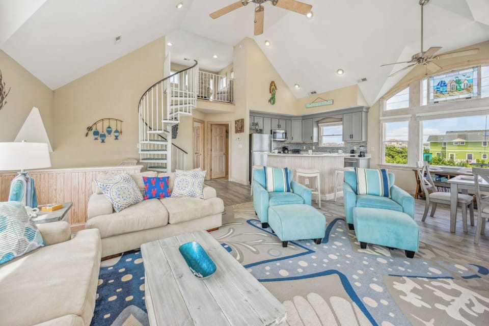 Surf or Sound Realty - 1037 - La Bella Vita - Great Room -4
