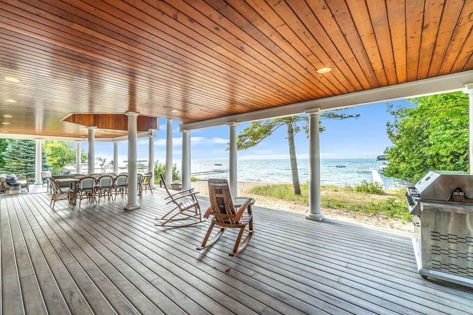 Deck with rockers and grill