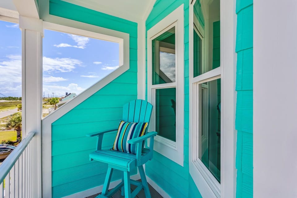 Upstairs deck