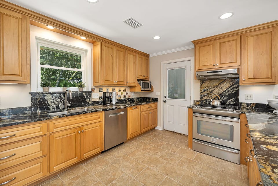 Wonderful updated Kitchen.