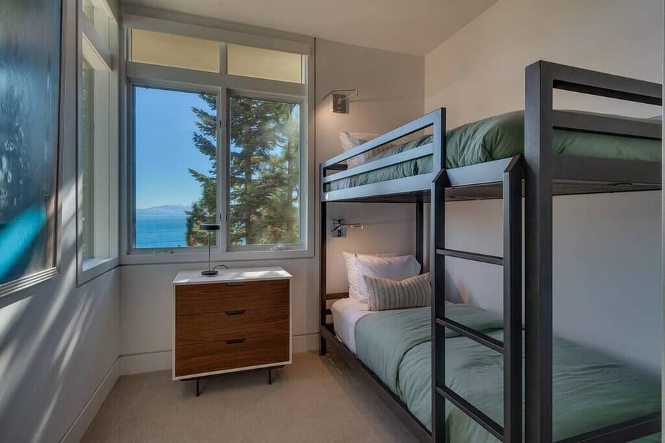 Family Suite - Bunk Room