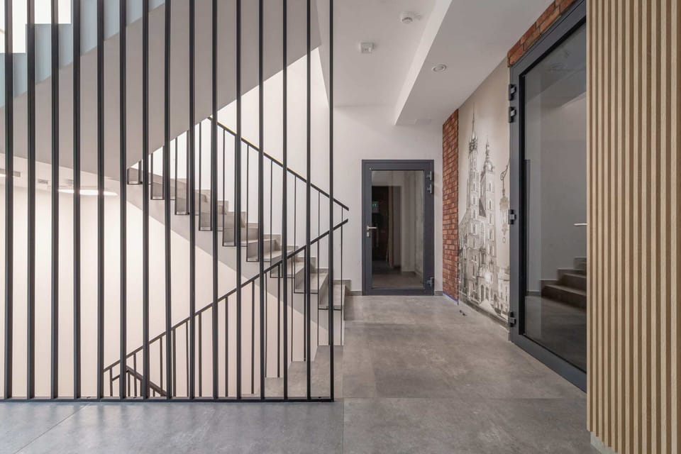 The building's location makes it easy to explore the city. 
