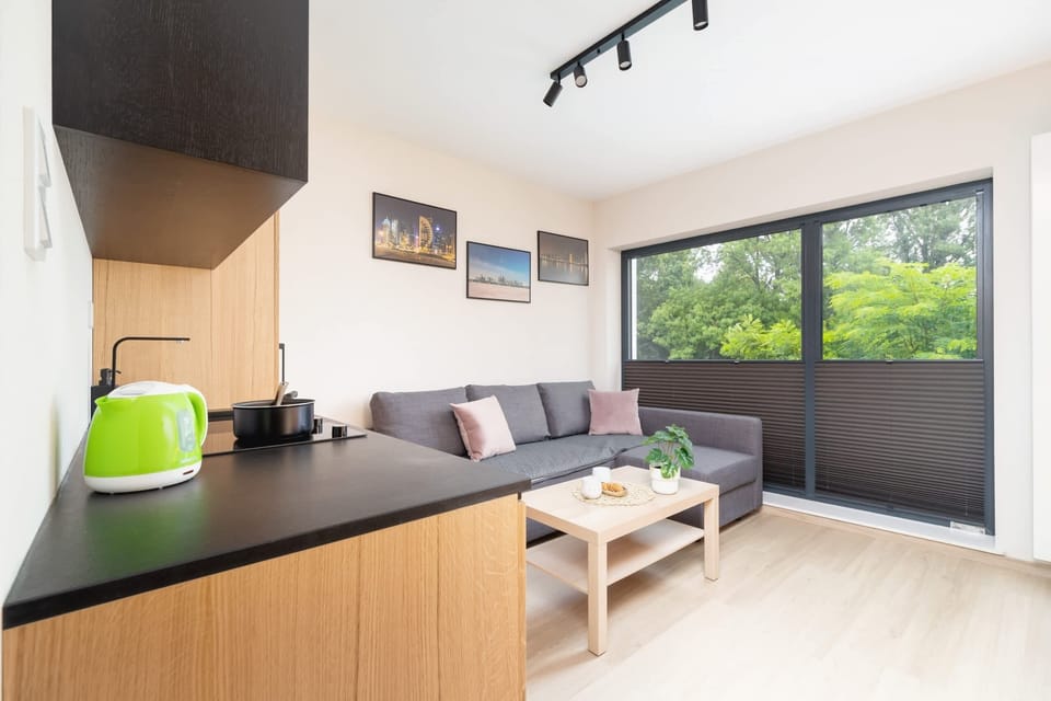 The living area's modern amenities ensure a pleasant stay. 