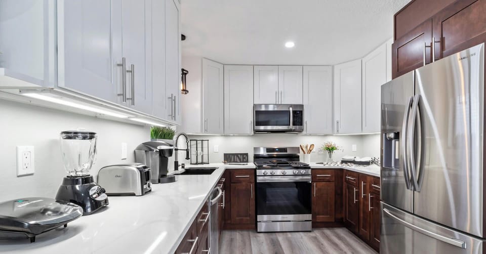 Fully stocked gourmet kitchen