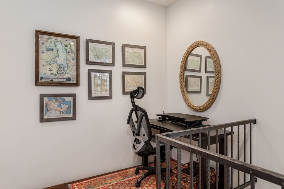 Utilize the dedicated workspace | Upper Level