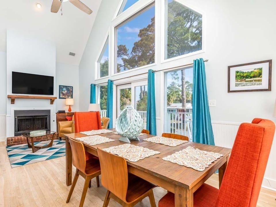 House, Multiple Beds, Kitchen, Garden View | Dining