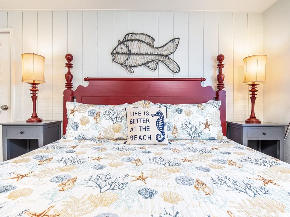 Coastal Breezes by Tybee Vacation Rentals House in Tybee Island