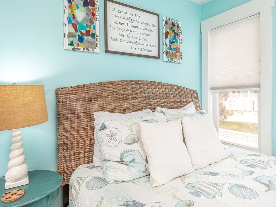 House, Multiple Beds, Pool Access, Pool View | 4 bedrooms, free WiFi, bed sheets