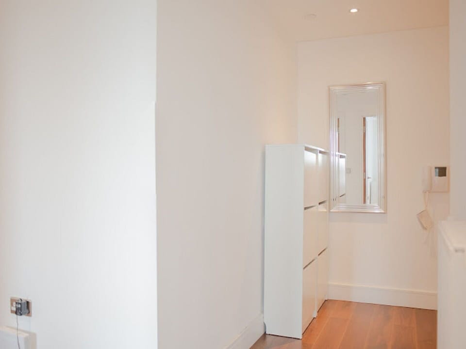 Wood, House, Floor, Flooring, Hardwood, Building, Ceiling, Beige, Plaster