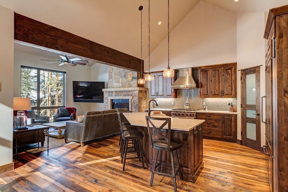 Kitchen and living