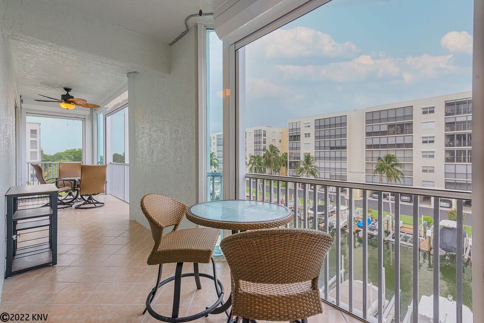 Huge Screened in Lanai has access to both bedrooms and the living area