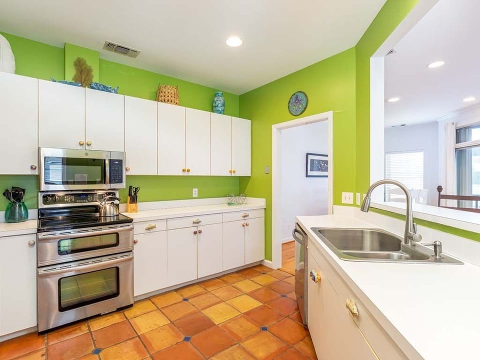 House, Multiple Beds, Kitchen, Beach View | Private kitchen | Fridge, microwave, oven, stovetop