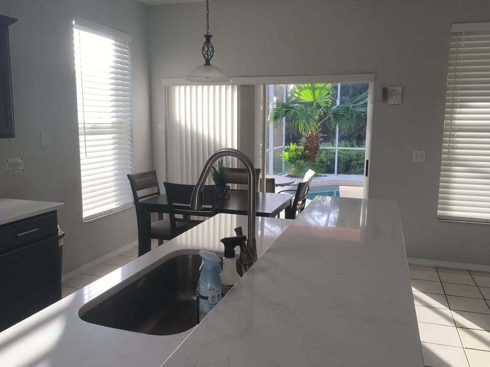 Kitchen nook