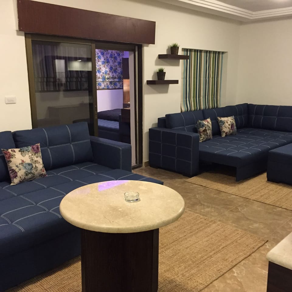 Apartment, 1 Bedroom, Accessible, Smoking | Interior