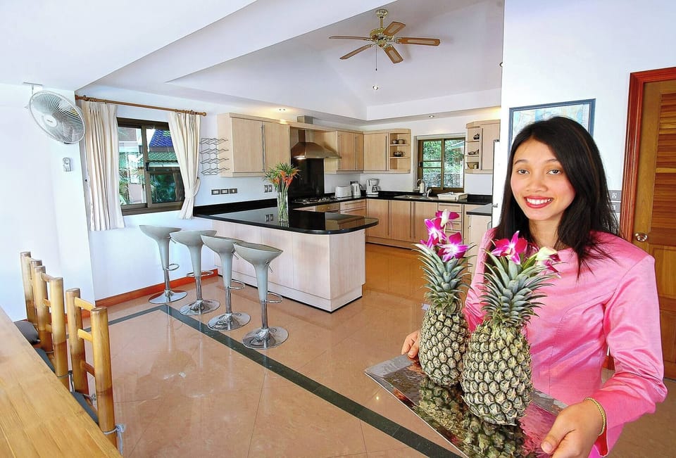 Villa, 4 Bedrooms, Accessible, Private Pool | Interior