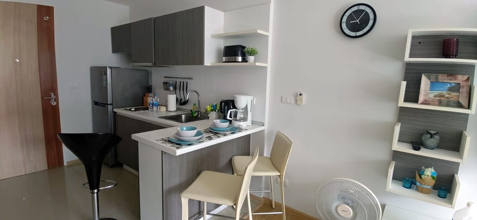 Apartment, 1 Bedroom, Smoking, Balcony | Interior