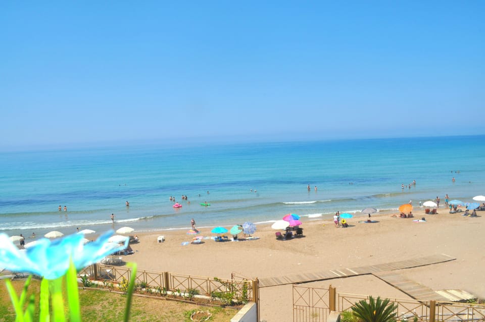 Beachfront Loft Apartment - Agios Gordios Corfu Apartment in Saint Gordios beach