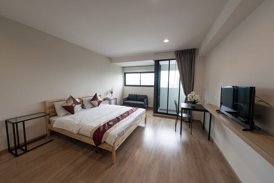 Studio Suite | Minibar, desk, soundproofing, free WiFi