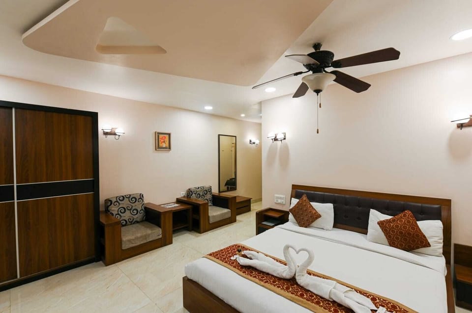 Royal Room | In-room safe, soundproofing, WiFi (free)