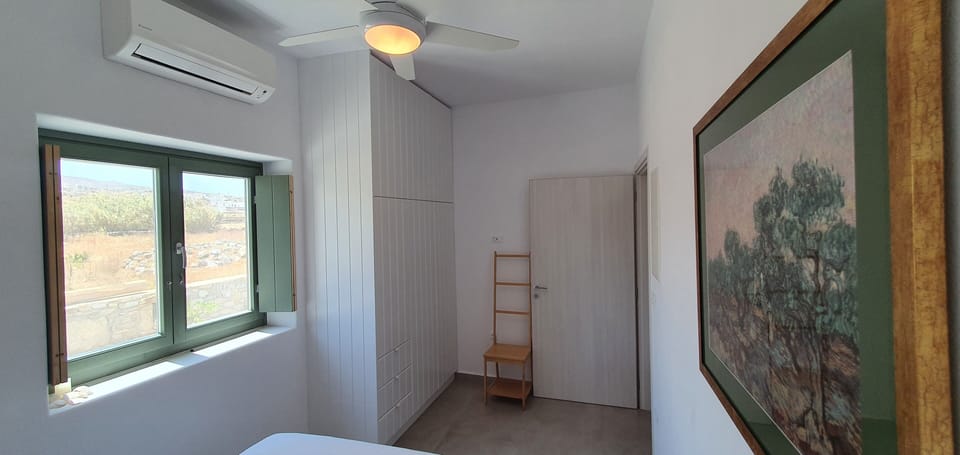 2 bedrooms, soundproofing, iron/ironing board, free WiFi