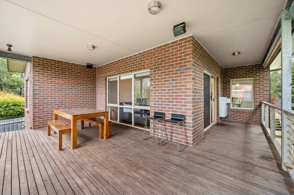 Enjoy the sounds of the sea and the gum trees while watching the local birdlife from your private balcony
