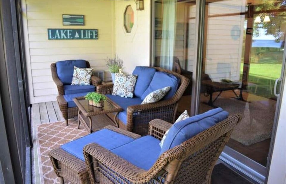 Comfy screened-in porch