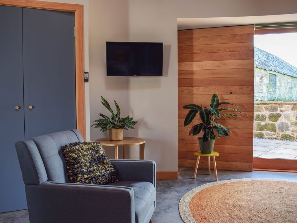 Living area | The Roondie, Cupar