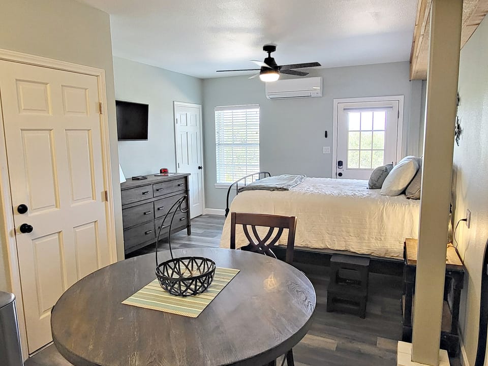 You will be right at home in our spacious and tastefully updated guest suite. 