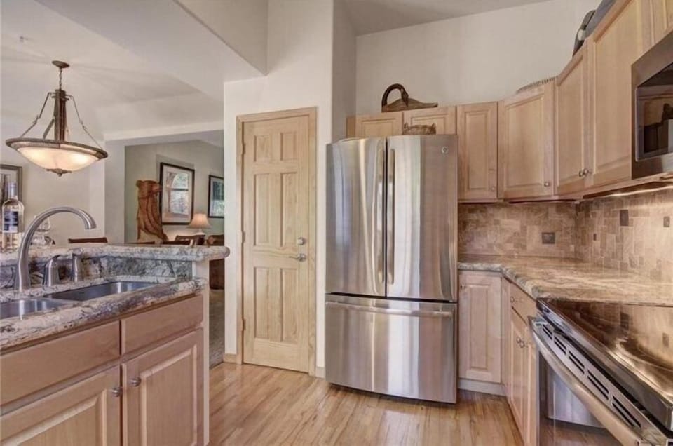 House (Northstar Townhomes in Keystone 2 Bed) | Exterior
