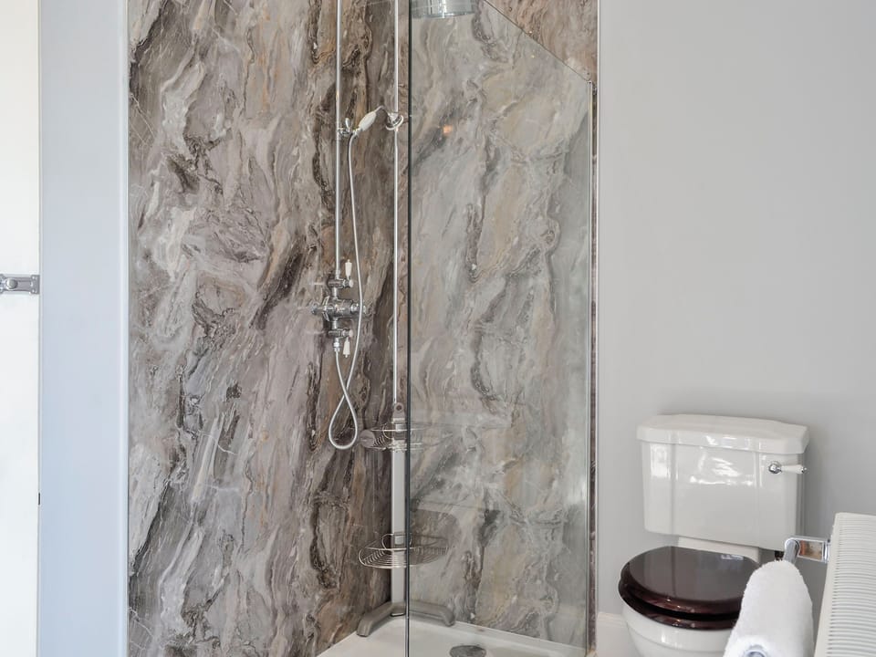 Bathroom 2 | Craigvar House, Castle Douglas