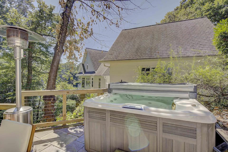 Regularly cleaned and maintained hot tub perfect for cool nights