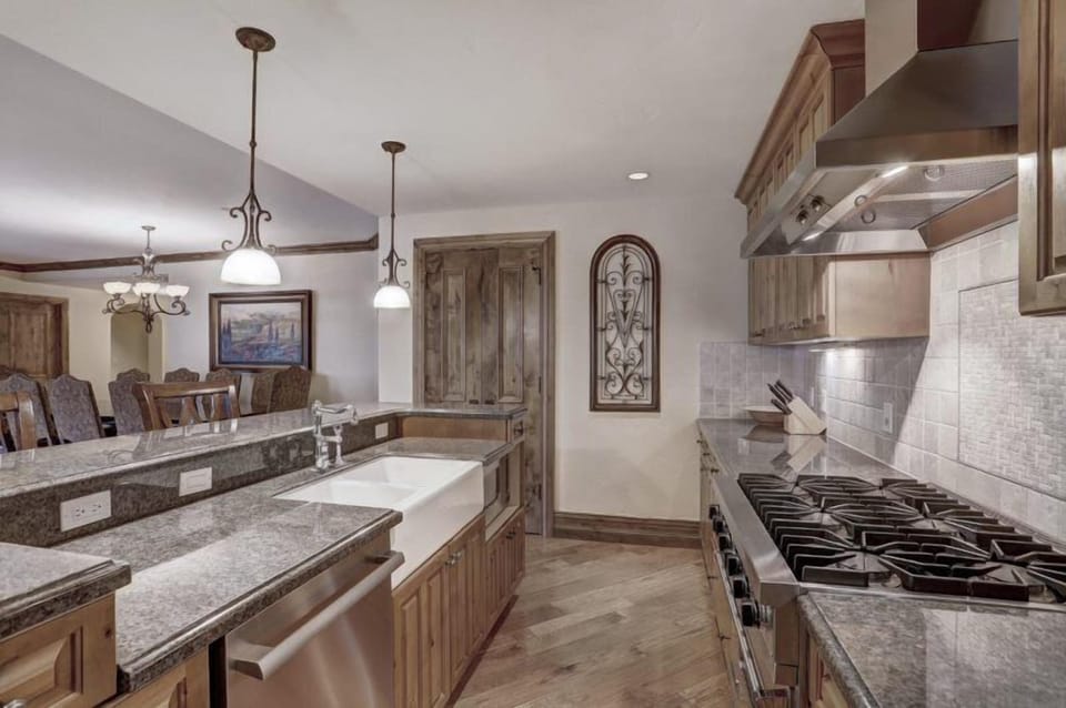 Condo (Vail Arrabelle 2 Bedroom Residence) | Exterior